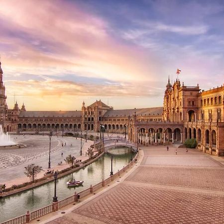 G12 Trendy And Comfy Bright Loft Meters From Bullring And Trianas Bridge, Galera Street Lejlighed Sevilla Eksteriør billede