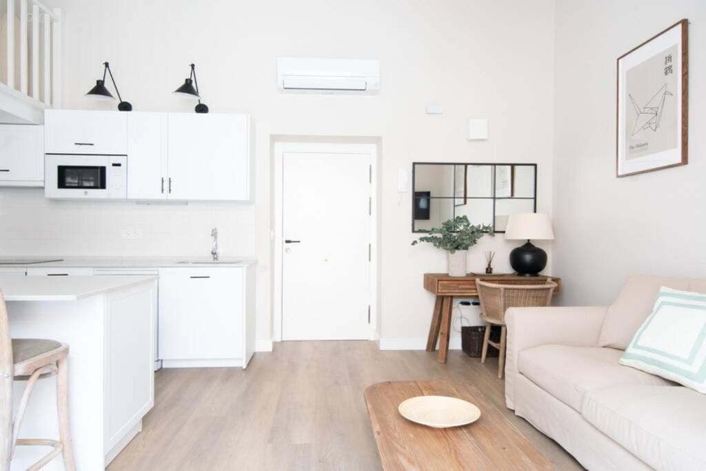 G12 Trendy And Comfy Bright Loft Meters From Bullring And Trianas Bridge, Galera Street Lejlighed Sevilla Eksteriør billede