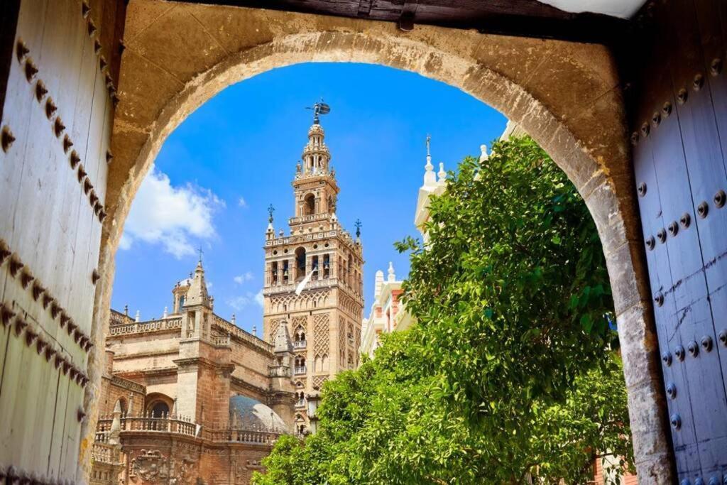 G12 Trendy And Comfy Bright Loft Meters From Bullring And Trianas Bridge, Galera Street Lejlighed Sevilla Eksteriør billede