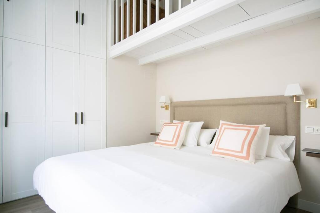 G12 Trendy And Comfy Bright Loft Meters From Bullring And Trianas Bridge, Galera Street Lejlighed Sevilla Eksteriør billede