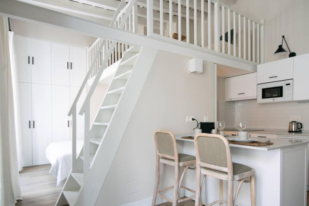 G12 Trendy And Comfy Bright Loft Meters From Bullring And Trianas Bridge, Galera Street Lejlighed Sevilla Eksteriør billede